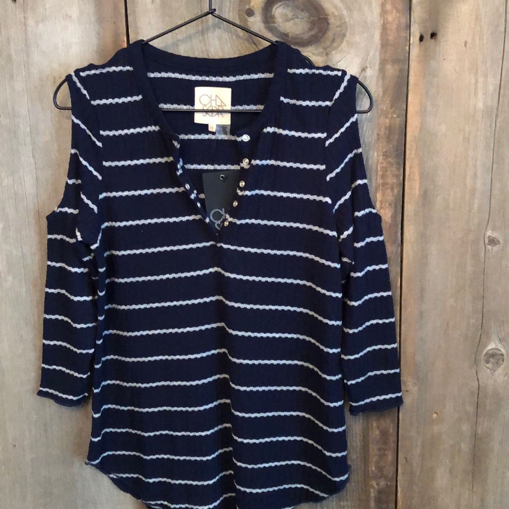 Chaser Striped Blue Cold Shoulder Henley Medium